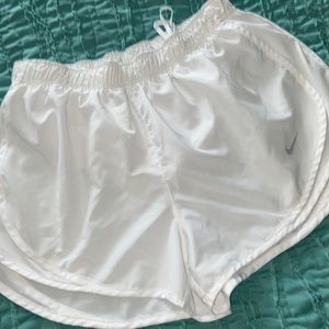 Nike shorts women's size large